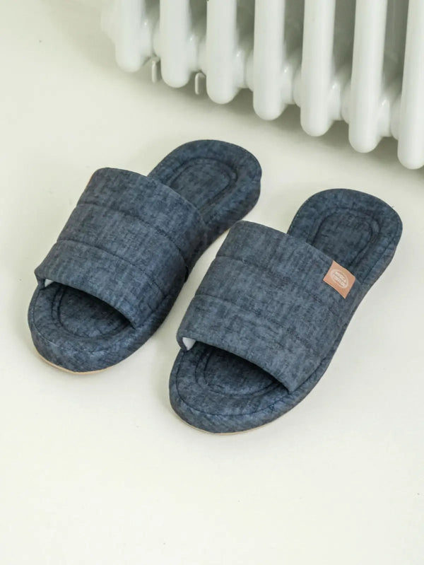 [DAISO] Embossed Slit Living Slippers - 270 mm, Blue / 엠보 트임 거실화 270 mm 블루