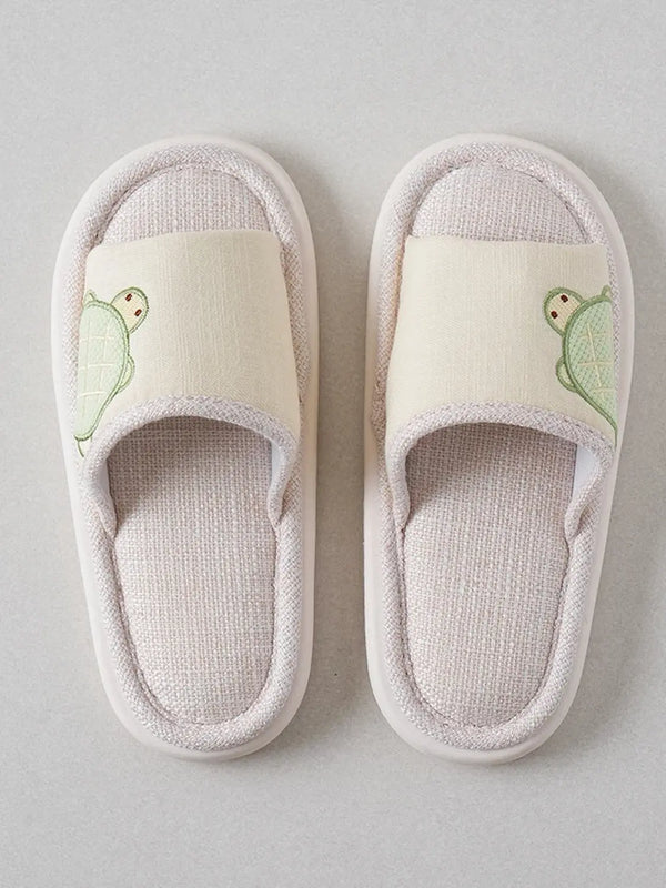 [DAISO] Turtle Embroidered Split Room Shoes (250mm) / 캐릭터 자수 트임 거실화 250 mm 거북이