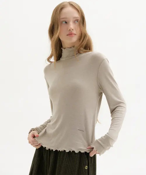 [MARIE CLAIRE] Wave Mock Neck Long Sleeve (MAGCLS03MBE) / 웨이브 모크넥 롱슬리브(MAGCLS03MBE)