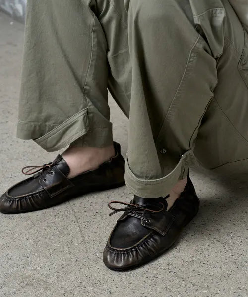 [KHIHO] Ribbon Shirring Boat Loafers Brown / 리브 셔링 보트 로퍼 브라운