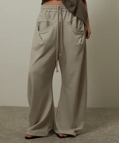 [GIMOR] Drop Pocket Sweatpants Beige