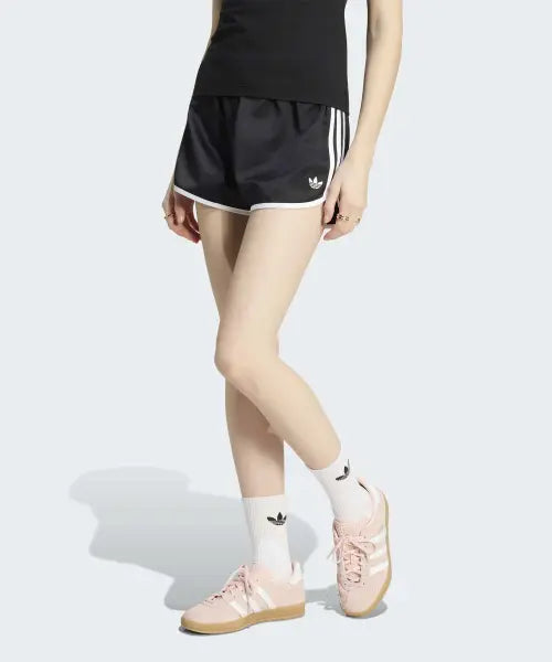 [ADIDAS] 3S SPRNTR SHORT     BLACK/WHITE / 새틴 3S 스프린터 숏 팬츠 - 블랙:화이트 / KR4226