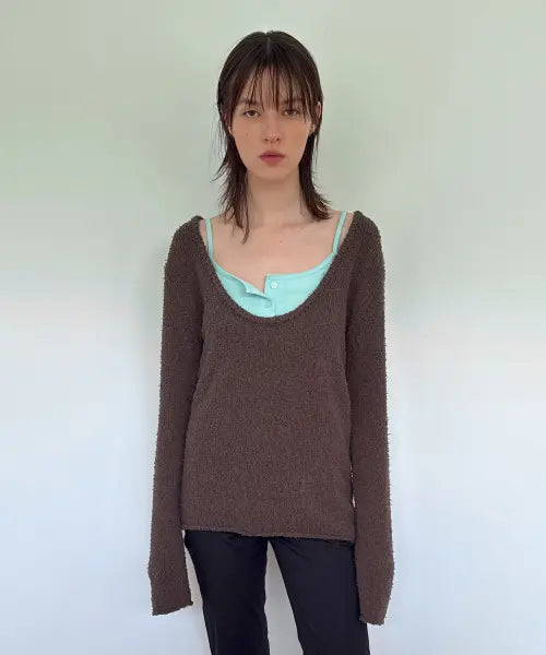 [DIAGONAL] U NECK BASIC KNIT (mocha)