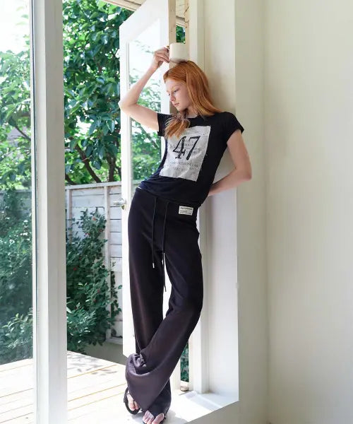 [AEGO FREEDOM LAB] Canvas mini tag straight sweatpants_black / 캔버스 미니 태그 스트레이트 스웨트팬츠_블랙
