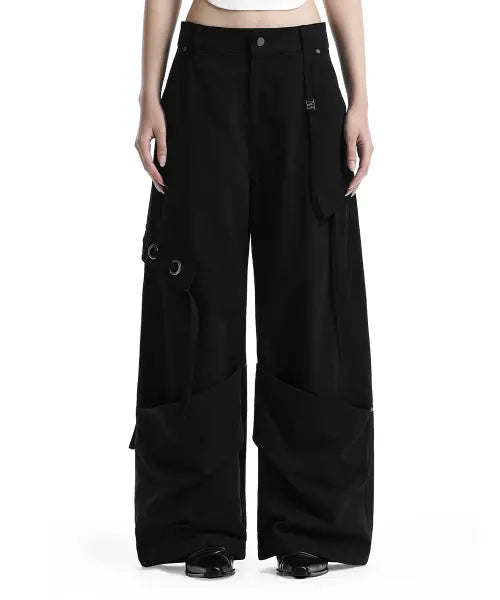 [TREEMINGBIRD] Big Eyelet Cargo Baggy Pants [ Black ]