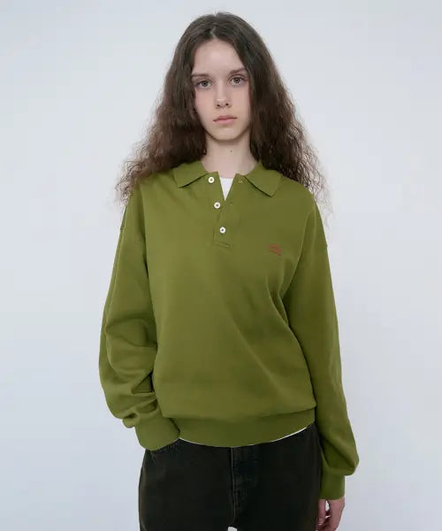 [DUNST] UNISEX LEATHER LOGO COLLARED T-SHIRT OLIVE / UNISEX LEATHER LOGO COLLARED T-SHIRT_UDTS6C110_OLIVE