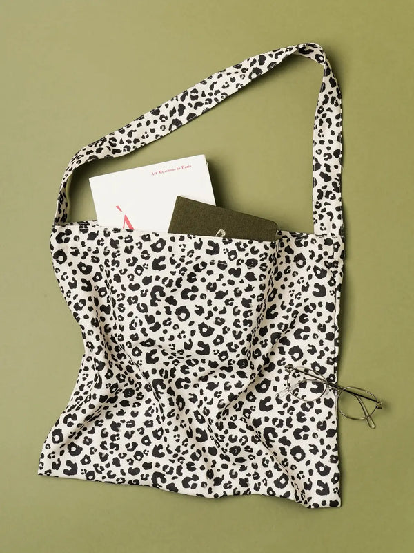 [DAISO] Leopard Print Eco Bag - Ivory / 호피무늬 에코백 아이보리
