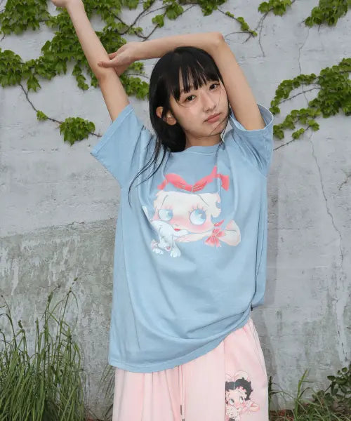 [RONRON] BETTY BOOP PIGMENT RIBBON OVER FIT T SHIRT SOFT BLUE