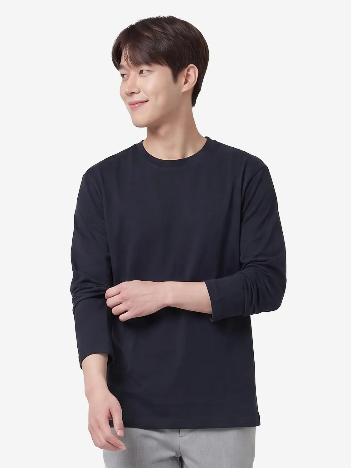 [DAISO] Basic Long Sleeve T-Shirt S Black / 베이직 긴팔 티셔츠 S 블랙